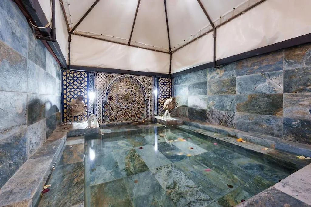 Riad Khadoj-Marrakech-Traditional Marrakesh Holiday home